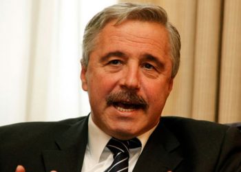 Απειλές στον Γ. Μανιάτη μετά το επεισόδιο στη βουλή