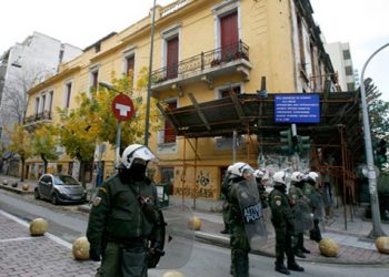 Στην Ευελπίδων οι συλληφθέντες στην βίλα Αμαλία