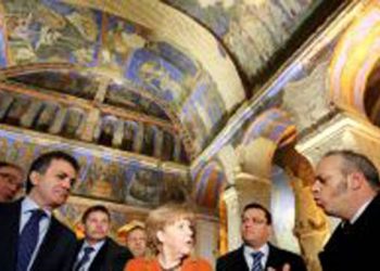 Η Μέρκελ επισκέφθηκε εκκλησία