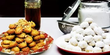 Γνωρίζετε την ιστορία του μελομακάρονου και του κουραμπιέ;