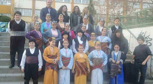 Εντυπωσίασε η Ένωση Ποντίων Μενεμένης στο 19ο Παιδικό Φεστιβάλ Παραδοσιακών χορών