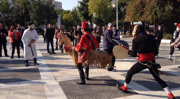Δείτε τι έκαναν οι Μωμόγεροι την Καλλιθέα