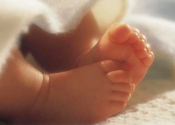 Ο 21 μηνών Κωνσταντίνος χρειάζεται την βοήθειά μας