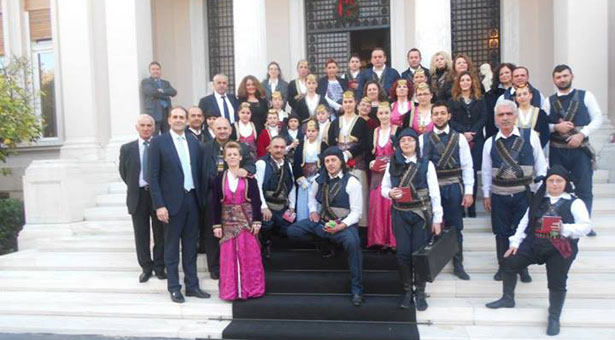 Άρωμα Πόντου στην Αθήνα από την  Εύξεινο Λέσχη Ποντίων Νάουσας!