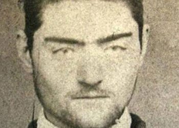 Κηδεία 132 χρόνια μετά θάνατον