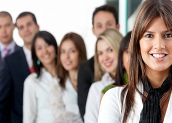 Προσλήψεις 113.000 ανέργων μέσω έξι νέων προγραμμάτων