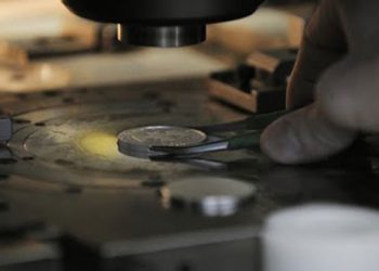 Νόμισμα αξίας 2 εκ. δολαρίων σε πορτ - μπαγκάζ αυτοκινήτου