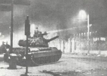 Η συγκλονιστική εξομολόγηση του οδηγού του άρματος που μπήκε στο Πολυτεχνείο