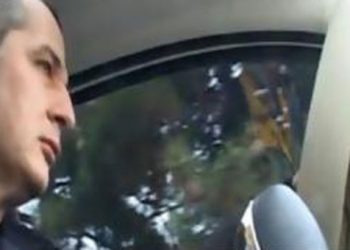 Ο πρώτος Έλληνας οδηγός χωρίς χέρια