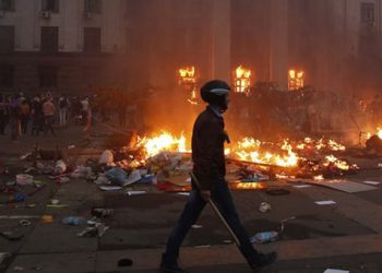 38 νεκροί σε μια μέρα στην Οδησσό. Στα πρόθυρα εμφυλίου