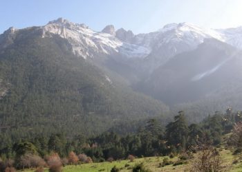 Τα πρώτα χιόνια σε Παρνασσό και Όλυμπο