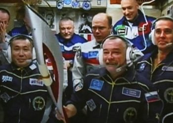Η ολυμπιακή δάδα επέστρεψε στη Γη! Βίντεο