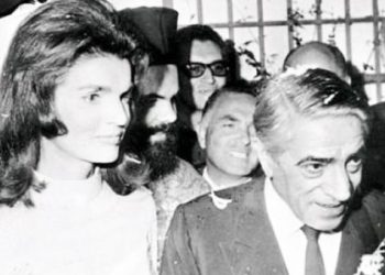 Ένα σπάνιο βίντεο από το γάμο του Ωνάση με την Τζάκι