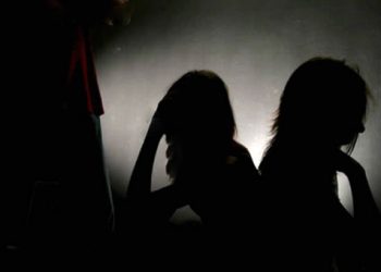 Φρίκη: Στην Κορέα τρώνε τα παιδιά τους από την πείνα