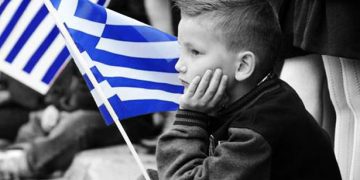 Κλείνουν τα μάτια στην γενοκτονία του Ελληνισμού. Σοκαριστικά στοιχεία για υπογεννητικότητα