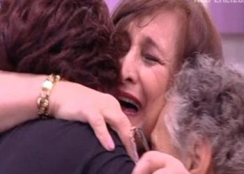 Μητέρα βρίσκει τα παιδιά της μετά από 50 χρόνια