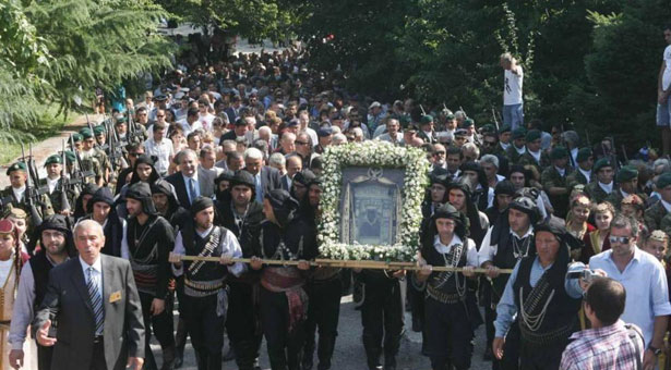 Ιερά Μονή Παναγίας Σουμελά στη Βέροια εκεί πού ξαναστήθηκε ο Πόντος!