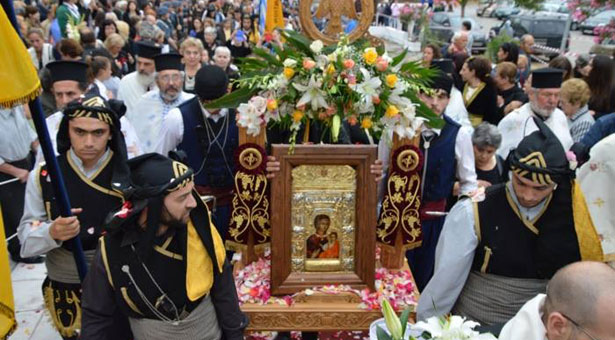 Πλήθος κόσμου προσκύνησε την εικόνα της Παναγίας Σουμελά στα Χανιά