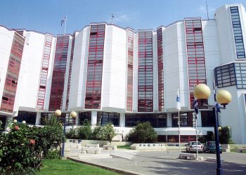Σοβαρά επεισόδια στο Πανεπιστήμιο Πειραιά
