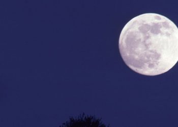Έχει πανσέληνο απόψε κι είναι ωραία! Μύθοι και αλήθειες
