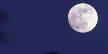 Έχει πανσέληνο απόψε κι είναι ωραία! Μύθοι και αλήθειες