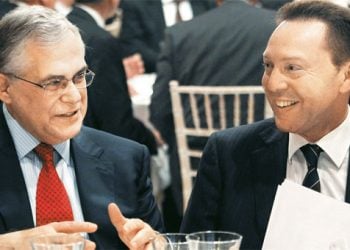 Αστειάκια μεταξύ Παπαδήμου και Στουρνάρα