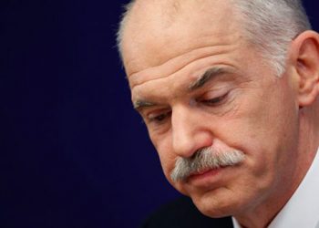 Άγριο γιουχάρισμα στον Γ. Παπανδρέου σε εστιατόριο (video)