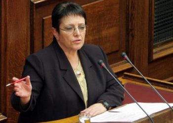 Παπαρήγα: Ο λαός να απομονώσει τη Χρυσή Αυγή