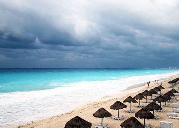 Βροχές και σποραδικές καταιγίδες σήμερα στα ανατολικά