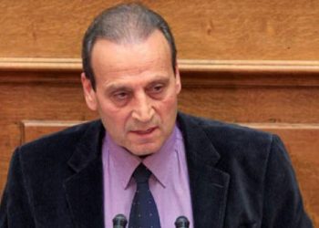 Ο Παραστατίδης για τη λίστα Λαγκάρντ