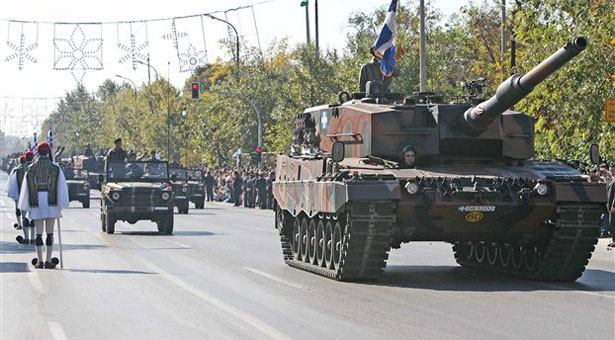 Δρακόντεια μέτρα και πολιτικές κόντρες στην στρατιωτική παρέλαση