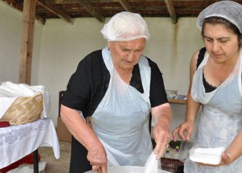 Το «Λάλεμαν της Παρχαρoμάνας» στα Παρχάρια στον Άγιο Δημήτριο Κοζάνης. Βίντεο
