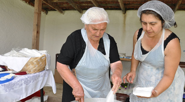 Το «Λάλεμαν της Παρχαρoμάνας» στα Παρχάρια στον Άγιο Δημήτριο Κοζάνης. Βίντεο