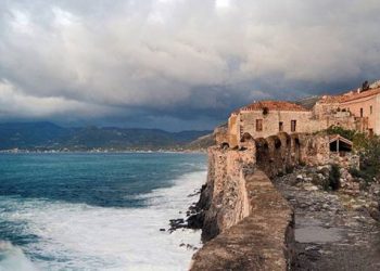 To National Geographic προβάλλει τη Πελοπόννησο