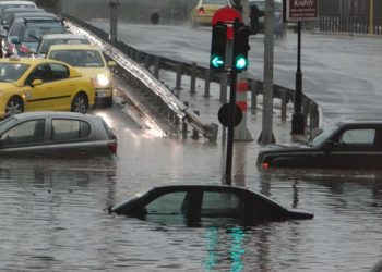 Απίστευτες φωτογραφίες από την θεομηνία στην Αθήνα
