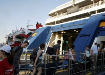 Όπου φύγει φύγει για τα χωριά και τα νησία. Τα μέτρα της τροχαίας