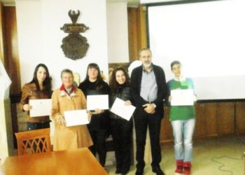 Ομιλούν την Ποντιακήν. Απονομή βεβαιώσεων στους μαθητές της Πιερίας