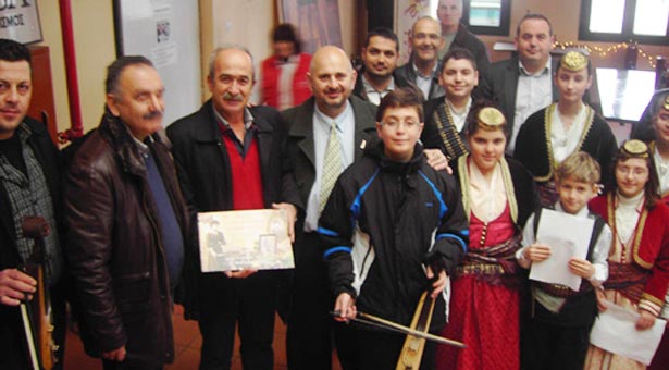Αρχή κάλαντα από την Εύξεινο Λέσχη Ποντίων Νάουσας