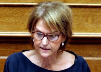 Δείτε τι απαντά η Ρεπούση σε όσους την κατηγορούν
