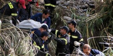 Τρεις οι νεκροί της θεομηνίας στην Ρόδο, ο θρήνος των συγγενών