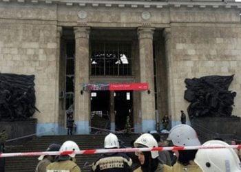 Χάος στη Ρωσία: 18 νεκροί από επίθεση γυναίκας, καμικάζι σε σταθμό τρένου