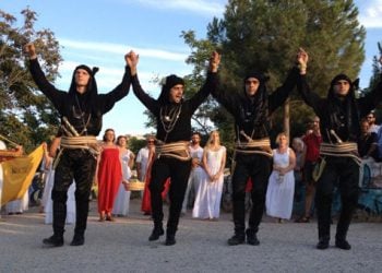 Σέρρα στη σκιά της Ακρόπολης από τους Ακρίτες του Πόντου Ασπροπύργου