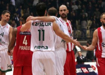 Ο Ολυμπιακός σε ένα συναρπαστικό παιχνίδι με την Σιένα