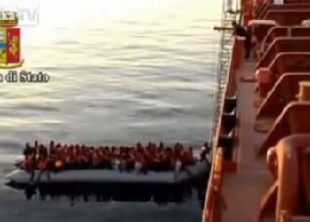 Βίντεο - σοκ: Προσπάθησαν να σώσουν τους μετανάστες και τελικά τους έπνιξαν