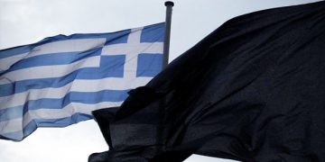 Με μαύρες σημαίες η παρέλαση στο Καστελόριζο