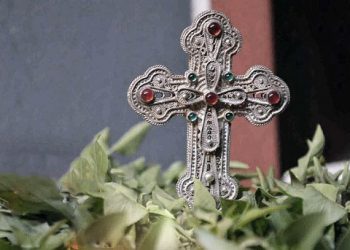 Του Σταυρού στον Πόντο. Όλα τα έθιμα της ημέρας