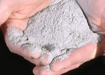 Δεν φαντάζεστε τι μπορείτε να κάνετε με την στάχτη από το τζάκι!