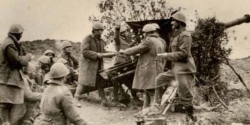 Συγκλονιστική ιστορία: 9χρονη έθαψε έξι στρατιώτες στην αυλή του σπιτιού της