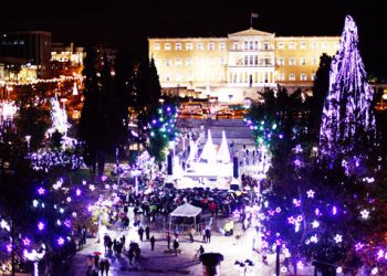 Εορταστική Λευκή νύχτα στην Αθήνα