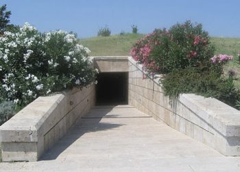 Τα μακάβρια εύρηματα στη Βεργίνα